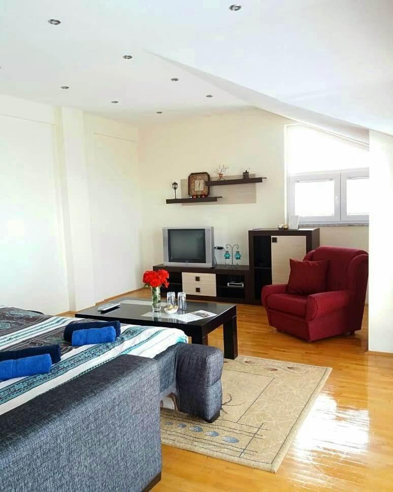 Ps Apartments - Peshtani Peštani Zewnętrze zdjęcie
